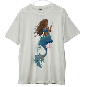 Disney The Little Mermaid cream color graphic t-shirt size L